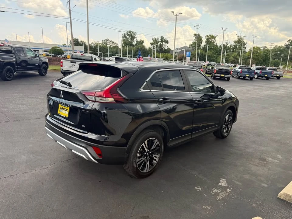 2023 Mitsubishi Eclipse Cross - Image 5 of 20