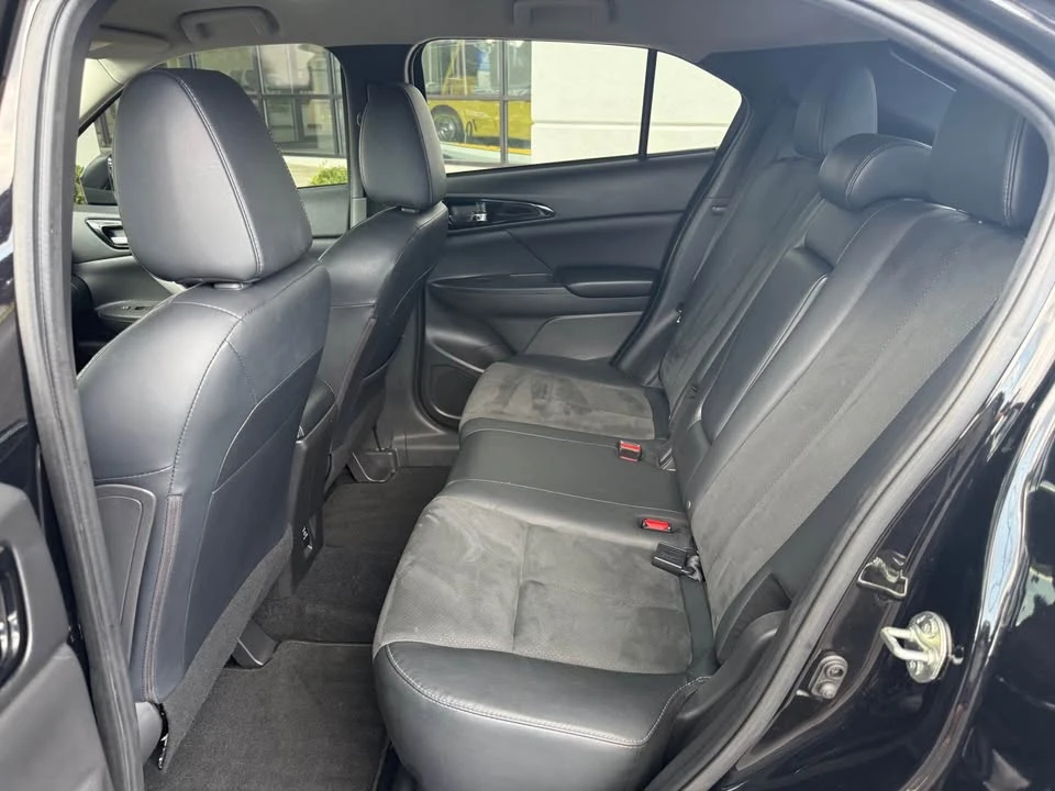 2023 Mitsubishi Eclipse Cross - Image 10 of 20