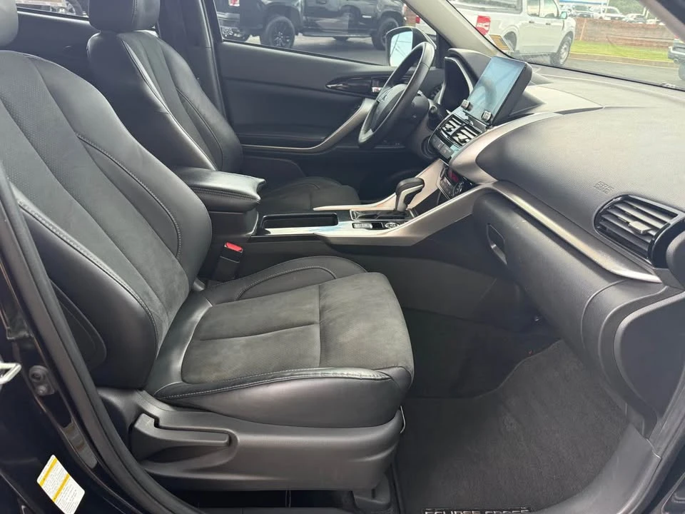 2023 Mitsubishi Eclipse Cross - Image 19 of 20