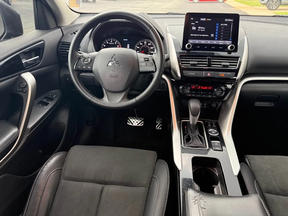 2023 Mitsubishi Eclipse Cross - Image 11 of 20