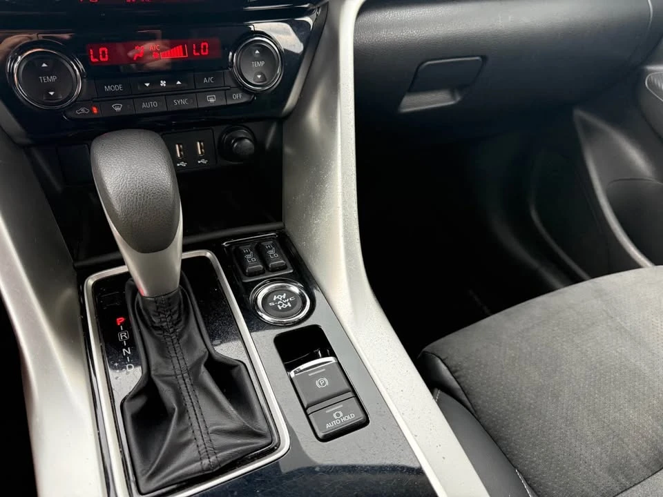 2023 Mitsubishi Eclipse Cross - Image 17 of 20
