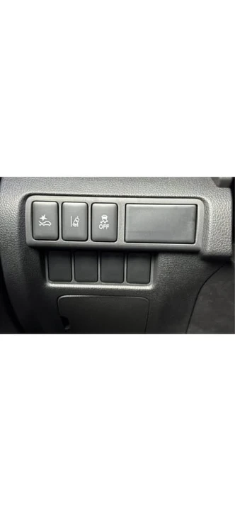 2023 Mitsubishi Eclipse Cross - Image 18 of 20