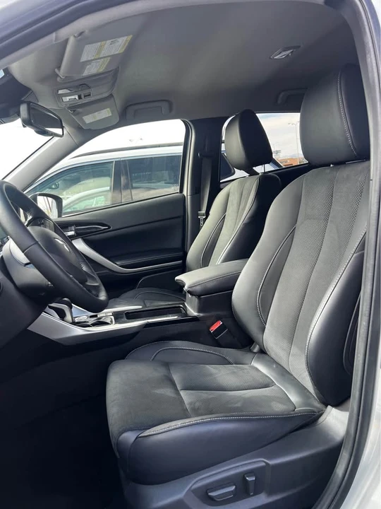 2023 Mitsubishi Eclipse Cross - Image 10 of 12