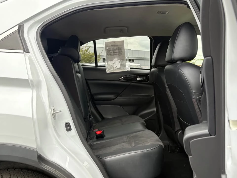 2023 Mitsubishi Eclipse Cross - Image 19 of 20