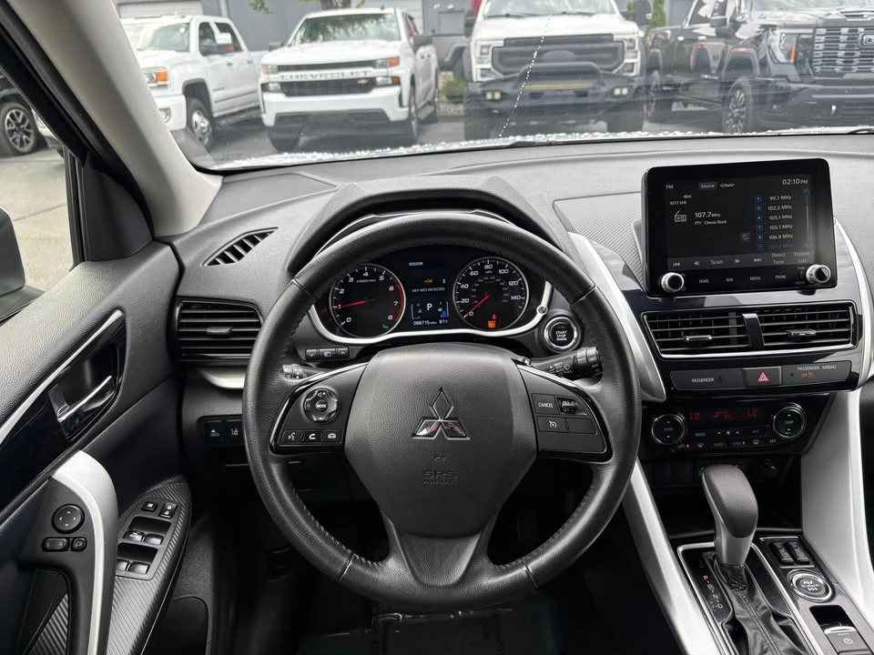 2023 Mitsubishi Eclipse Cross - Image 12 of 20