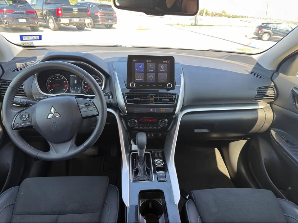 2023 Mitsubishi Eclipse Cross - Image 3 of 9