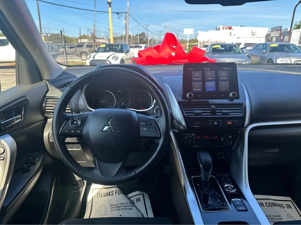 2023 Mitsubishi Eclipse Cross - Image 12 of 15