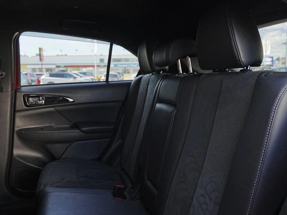 2023 Mitsubishi Eclipse Cross - Image 19 of 20