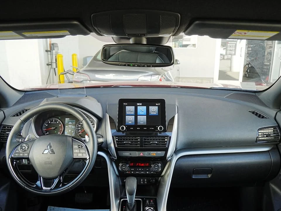 2023 Mitsubishi Eclipse Cross - Image 12 of 20
