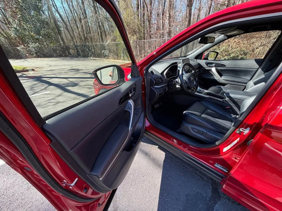 2023 Mitsubishi Eclipse Cross - Image 8 of 16