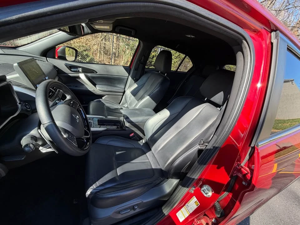 2023 Mitsubishi Eclipse Cross - Image 9 of 16