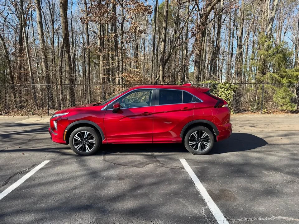 2023 Mitsubishi Eclipse Cross - Image 2 of 16