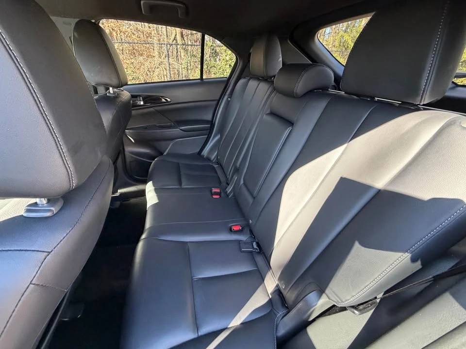 2023 Mitsubishi Eclipse Cross - Image 12 of 16