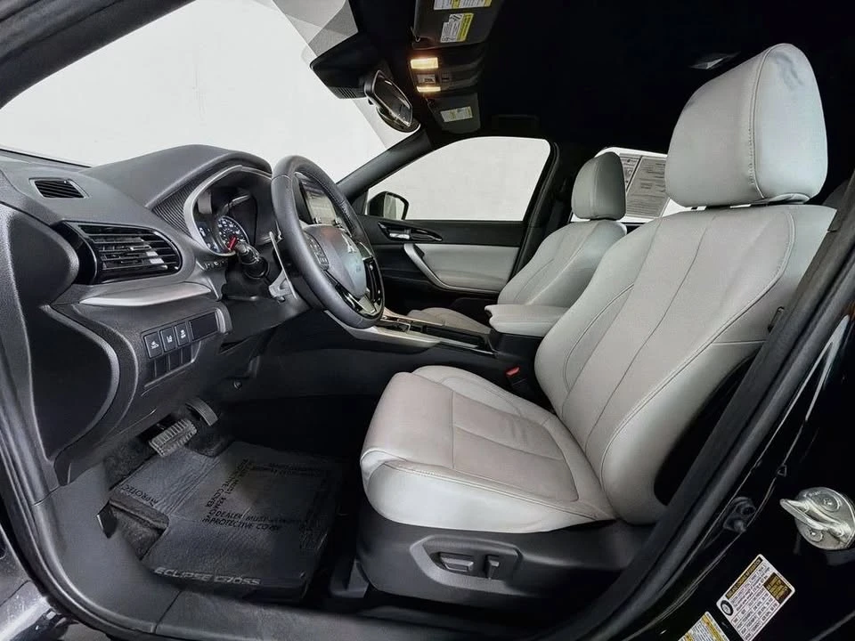 2023 Mitsubishi Eclipse Cross - Image 8 of 14
