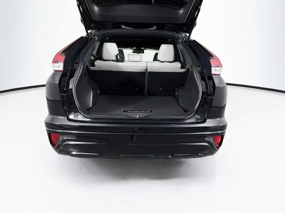 2023 Mitsubishi Eclipse Cross - Image 11 of 14