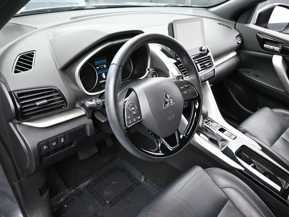 2023 Mitsubishi Eclipse Cross - Image 10 of 12