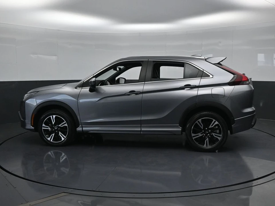 2023 Mitsubishi Eclipse Cross - Image 3 of 12