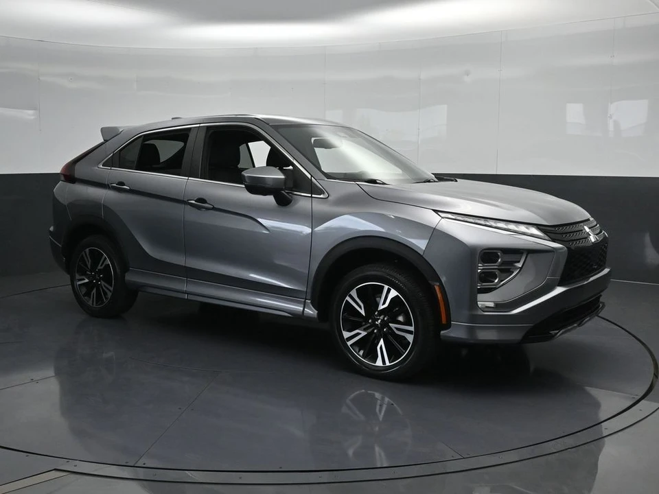 2023 Mitsubishi Eclipse Cross - Image 8 of 12