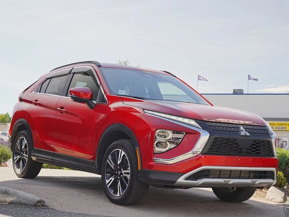 2023 Mitsubishi Eclipse Cross - Image 3 of 20
