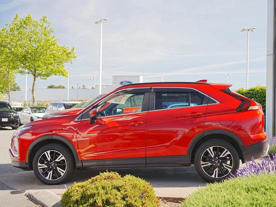 2023 Mitsubishi Eclipse Cross - Image 8 of 20