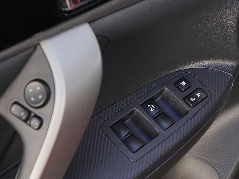 2023 Mitsubishi Eclipse Cross - Image 13 of 20