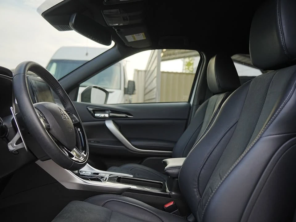 2023 Mitsubishi Eclipse Cross - Image 14 of 20