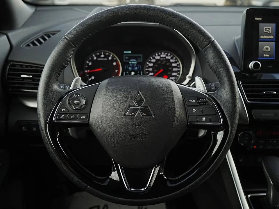 2023 Mitsubishi Eclipse Cross - Image 18 of 19