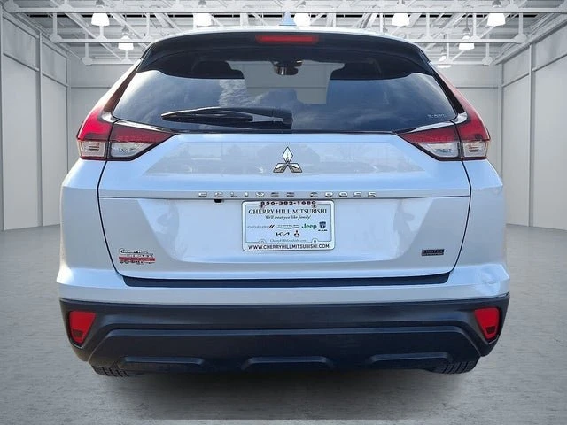 2023 Mitsubishi Eclipse Cross - Image 4 of 20