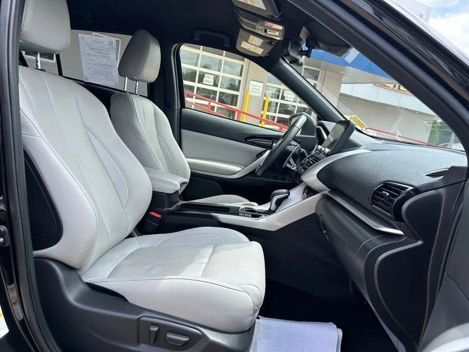 2023 Mitsubishi Eclipse Cross - Image 14 of 20