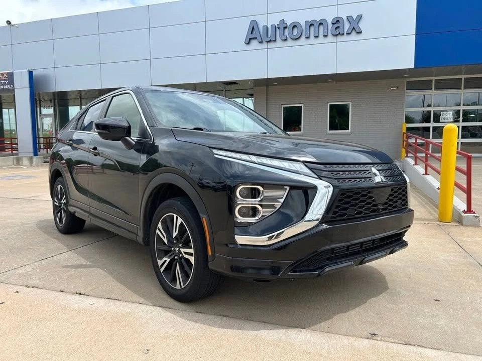 2023 Mitsubishi Eclipse Cross - Image 2 of 20