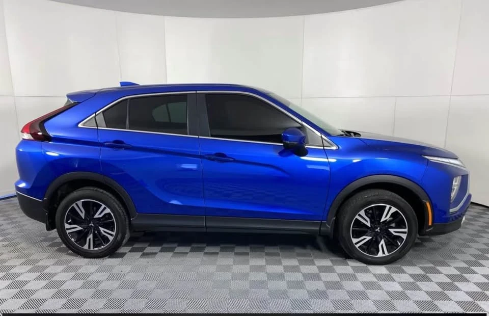 2023 Mitsubishi Eclipse Cross - Image 3 of 7