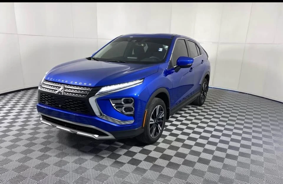 2023 Mitsubishi Eclipse Cross - Image 2 of 7