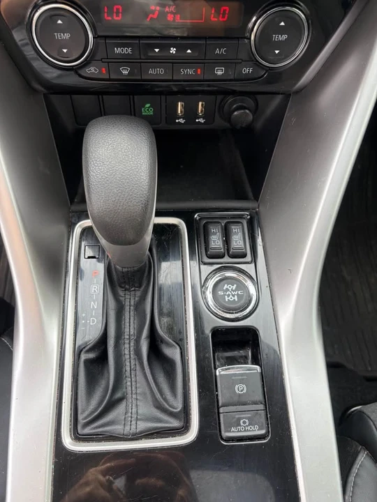 2023 Mitsubishi Eclipse Cross - Image 12 of 15
