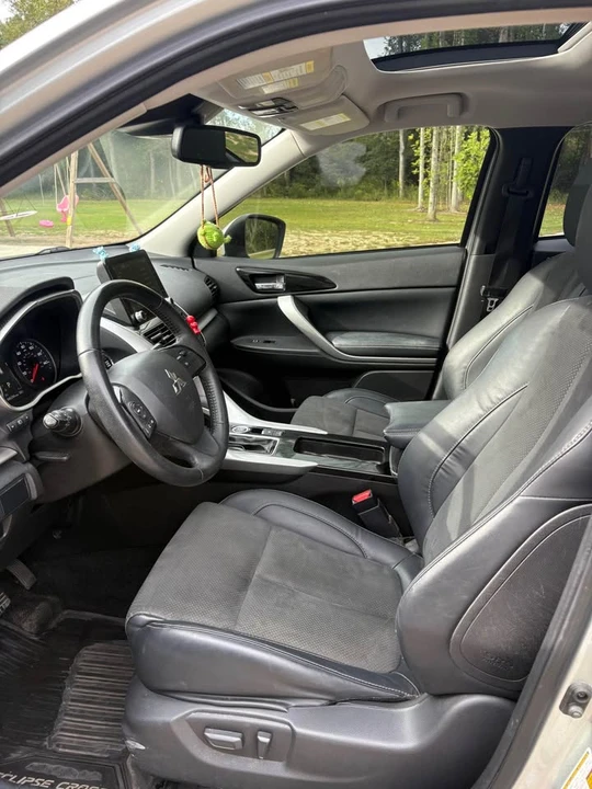2023 Mitsubishi Eclipse Cross - Image 7 of 15
