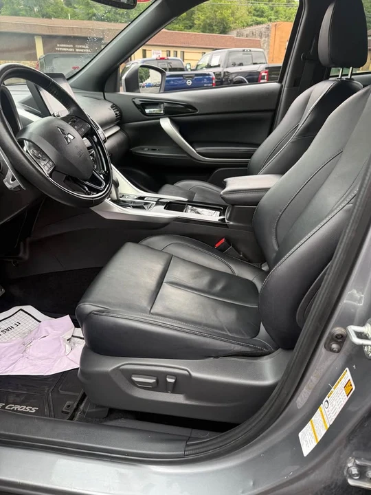 2023 Mitsubishi Eclipse Cross - Image 5 of 9