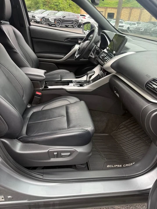 2023 Mitsubishi Eclipse Cross - Image 7 of 9