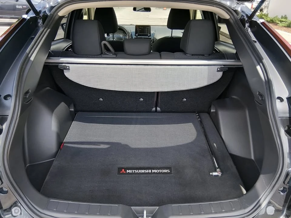 2023 Mitsubishi Eclipse Cross - Image 2 of 5