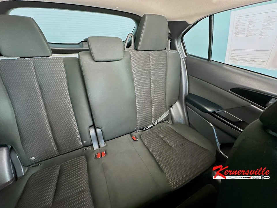 2023 Mitsubishi Eclipse Cross - Image 14 of 24