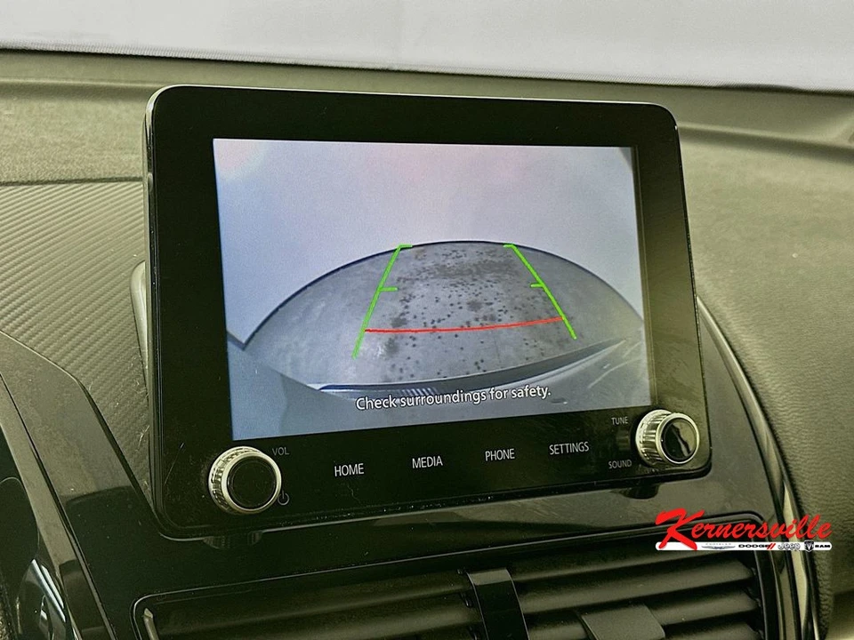 2023 Mitsubishi Eclipse Cross - Image 20 of 24