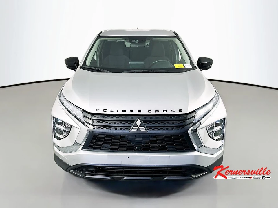2023 Mitsubishi Eclipse Cross - Image 2 of 24