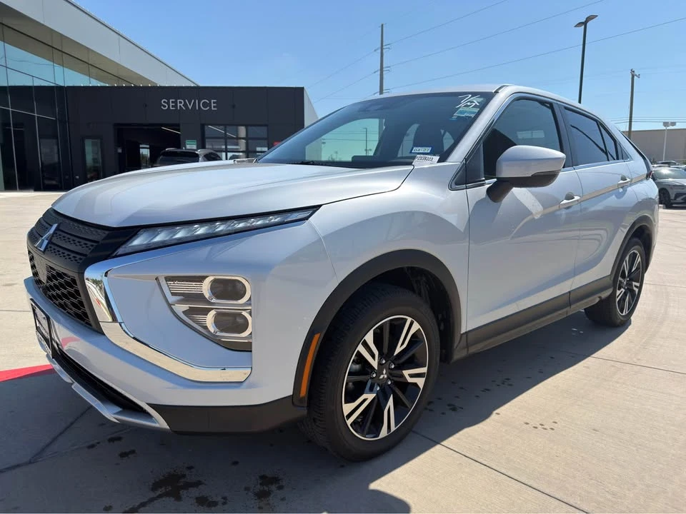 2023 Mitsubishi Eclipse Cross - Image 3 of 8