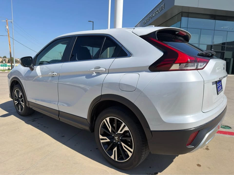 2023 Mitsubishi Eclipse Cross - Image 5 of 8