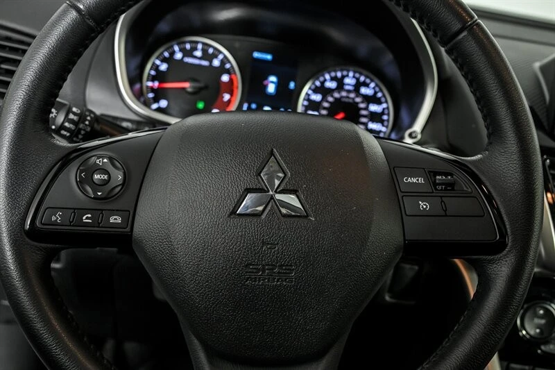 2023 Mitsubishi Eclipse Cross - Image 22 of 29