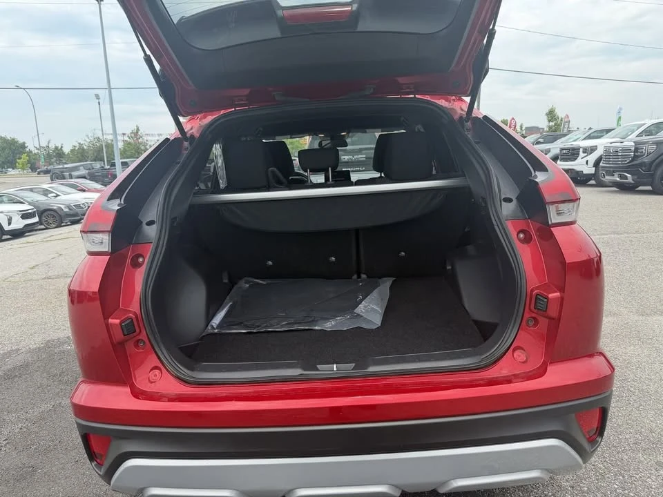 2023 Mitsubishi Eclipse Cross - Image 13 of 16