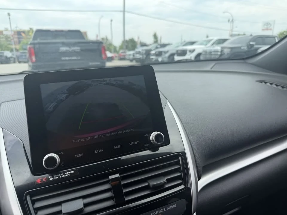 2023 Mitsubishi Eclipse Cross - Image 9 of 16