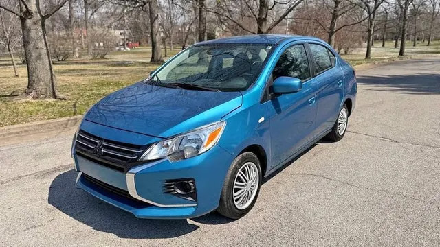 2023 Mitsubishi Mirage G4 ES