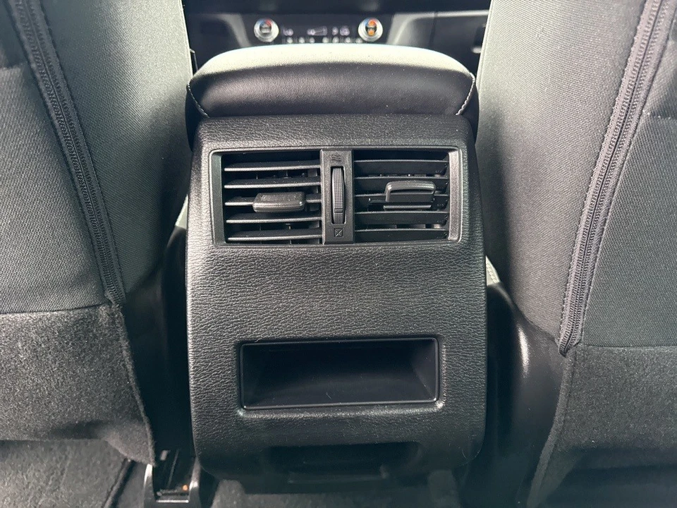 2023 Mitsubishi Outlander - Image 11 of 12