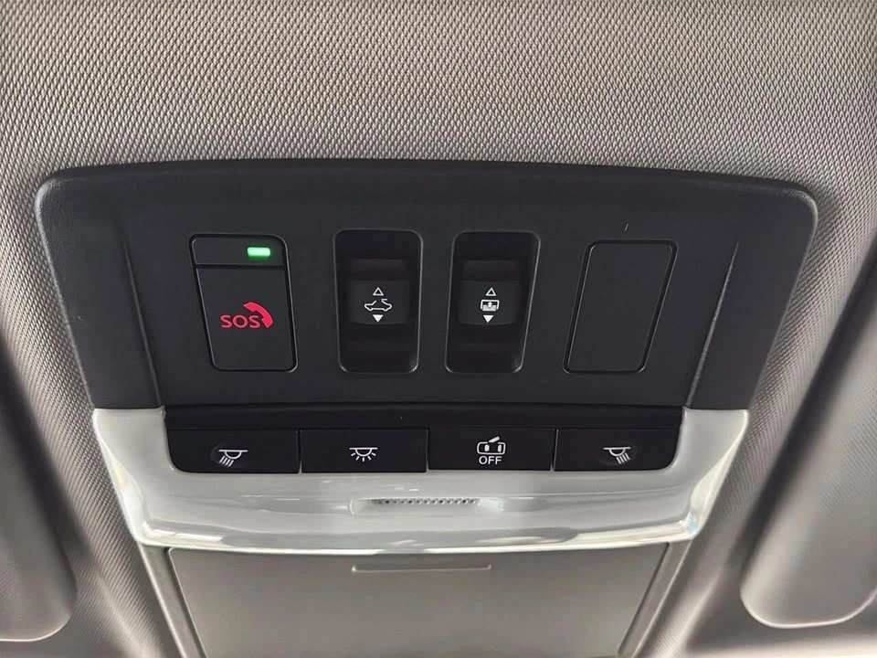 2023 Mitsubishi Outlander - Image 15 of 17