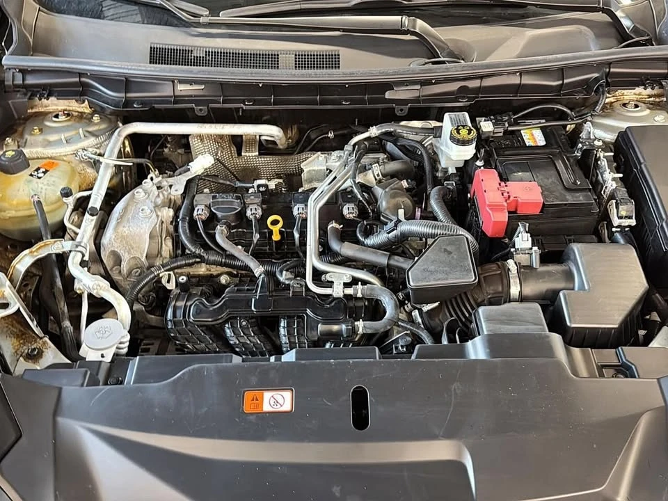 2023 Mitsubishi Outlander - Image 7 of 17
