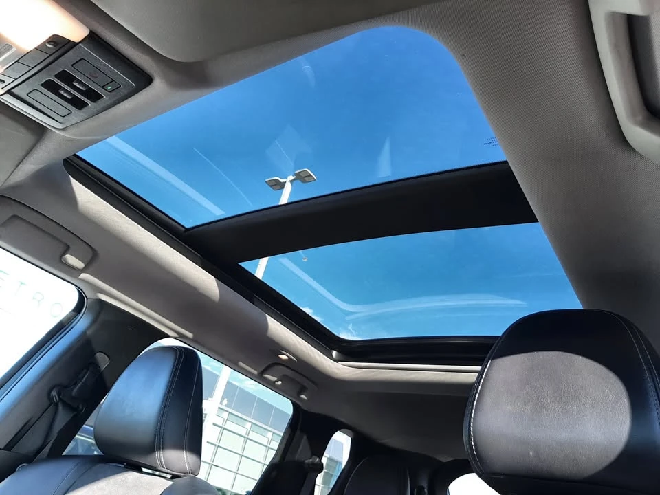 2023 Mitsubishi Outlander - Image 9 of 20